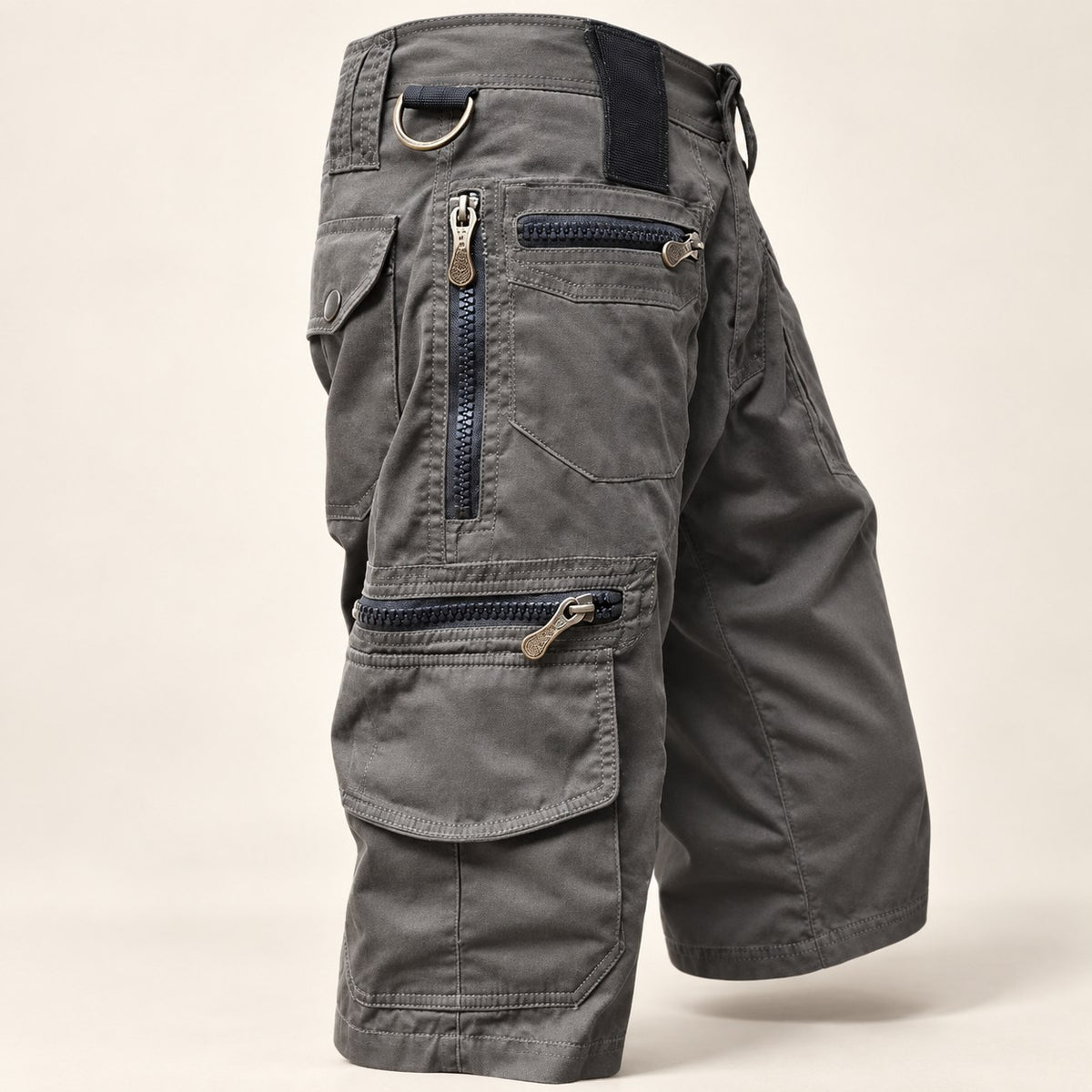 DzikiSzlak outdoor cargoshort in grijs, productfoto